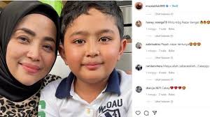 Mirip Banget Papahnya' Parasnya Plek Ketiplek sang Ayah, Tampang Putra  Nasar dan Muzdalifah Jadi Sorotan Warganet, Begini Potretnya