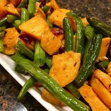 Roasted Green Beans And Sweet Potatoes With Cranberries Anita S Table Talk Recipe In 2020 Roasted Green Bean Recipes Green Beans Sweet Potato Green Beans