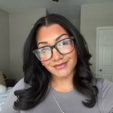 What does head bobbing mean in sun conures?