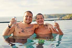 Stian thorbjørnsen også kjent som staysman fra duoen staysman & lazz. Stian Staysman Thorbjornsen Denne Uka Forbedrer Jeg Min Tidligere Rekord Pa Paradise Hotel Norge Tidenes Eldste Tjukkeste Og Ifolge Noen Ihvertfall Styggeste Deltager Kjorr Facebook