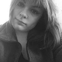 Jessica Deady's Instagram, Twitter & Facebook