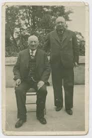 File:Nathan und Leo Meyer, 1937.jpg