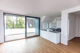 Zahlt man bei einem aktuellen quadratmeterpreis i.h. 4 Zimmer Wohnungen Oder 4 Raum Wohnung In Kiel Mieten
