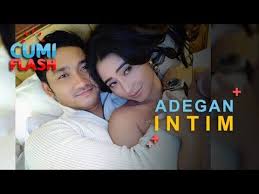Namun ternyata hubungan suami istri ini tidak bisa dilakukan secara sembarangan. Wow Intip Adegan Intim Depe Dan Suami Sebelum Tidur Cumiflash Youtube
