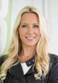 Hallo und herzlich willkommen zum großen vergleich. Bayern 3 Moderatorin Katja Wunderlich Verstarkt Sky Sport News Hd Radioszene