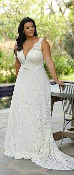 Plus Size Timeless Romantic Lace Wedding Gown Flatters A Curvier Body Comes With Detachable Sl Plus Size Wedding Gowns Wedding Dresses Wedding Dresses Simple