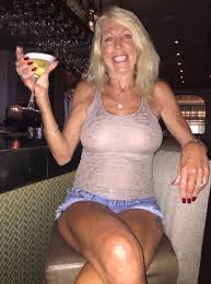 Hot Girl Index on X: Shes a mature hottie with a great body and loves to  fuck. Age is only a number when it comes to HotWife Star (@Hotwife_Star) as  she has