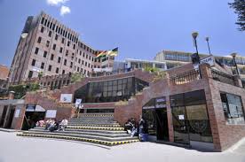 Universidad católica boliviana san pablo (de) בבוליביה (he); La Universidad Catolica Boliviana Cumple 53 Anos Verdad Continta