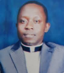 Rev father raphael egwu ndi oma / chief ogbatuluenyi ntege. Bishop Denis Isizoh Priestly Diaconate Ordinations