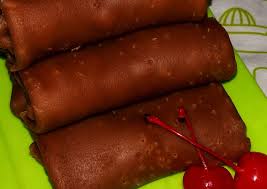 Masukkan potongan dark cooking chocolate, aduk terus sampai coklat larut sempurna. Resep Dadar Gulung Cokelat Isi Pisang Mentega Yang Sempurna Resep Us