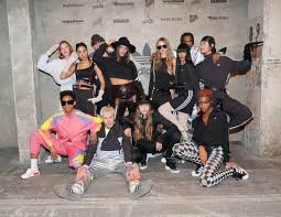 About you presented a brilliant fashion show during the ayfw fashion week in berlin last weekend. Das War Die About You Re Fashion Week 2021 Alle Fashion Filme Der Live Produktion Jetzt Online About You