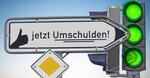 Erst mit erhöhtem druck durch den kunden und weitergabe an diverse institutionen reagiert die santander, zwar träge, aber etwas mehr. Santander Kredit Jetzt Bestcredit Mit Gunstigen Zins Sichern