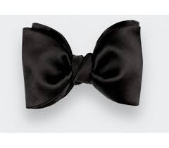 Voici les dernières étapes à reproduire. Noeud Papillon Noir Classique Satin Soie Cinabre Paris