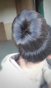 تسريحة الكعكة كعكة الدونات كعكة شعر كبيرة Hair Hairstyle Bun Style Donut Big Hair Bun Hair Bun Hair Don Big Bun Hair Low Bun Hairstyles Stylish Hair