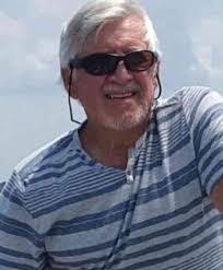 Lee Pike's Instagram, Twitter & Facebook