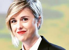 Oggi nadia toffa avrebbe compiuto 41 anni. Nadia Toffa Da Giovane La Foto A 22 Anni Caffeina Magazine