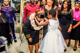 Reverend lucy natasha is single, but says she would love to have a family in the near future. Check Out How Rev Lucy Natasha Was Treated By The Zimbabwean President