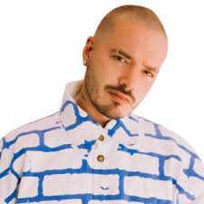 Leslie Grace, Farina