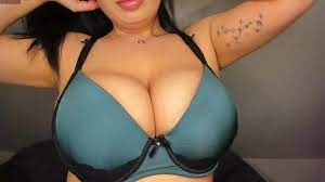 Huge boobs live