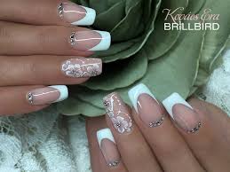 Juditnak francia lakk zselés körmök … hihetetlen, hogy valakinek ilyen gyönyörű formájú, hosszú körömágyú körmei vannak! Francia Korom Variaciok Csajos Kormok Nailart Ideas Facebook