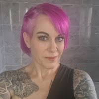 200+ perfiles de «Caroline»