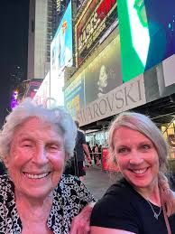 Well, I made it to NYC today, butttt it's been quite a day… to say the  least. Our flight from Atlanta to NYC went perfectly, but when we arrived  at our hotel,