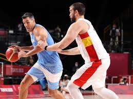 The olympics title in 2004 is the higher honor. Vuzoa9brz96l8m