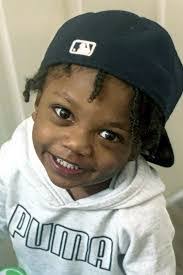 Maranda Wallace's Instagram, Twitter & Facebook