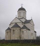 У місті розвивалося цивільне суднобудування, виростали підприємства з переробки продукції сільського господарства. Cerkvi Galicha