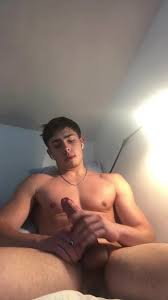 Cute Guy Webcam Wank & Cum - ThisVid.com