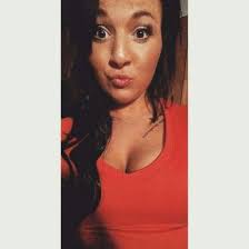 Alyssa Roark (@alyssaaroark)