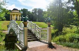Na výlet zve krajina, která se jako široký pás ovíjí kolem prahy! Zamecky Park Veltrusy