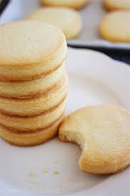 So the shortbread needs a touch of vanilla and a little nutmeg. Canada Cornstarch Shortbread Cookies Canada Cornstarch Shortbread Cookies Melt In Your Mouth I Am Told That The Magic Is In The Whipping Weilecac