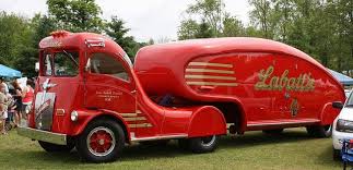 Caminhao A Pedal Truck Junior Magic Toys 1947 White Labatt S Streamliner Trucks Vintage Trucks Cars Trucks