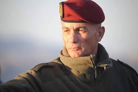 أصدقاء العميد شامل روكز