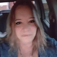 Lisa Wintle's Instagram, Twitter & Facebook