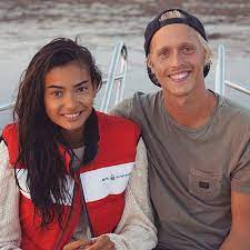 Kelly is known globally for her work for victoria's secret, the sports illustrated swimsuit issue, and playboy, as well as being featured in the music vid. Kelly Gale Height Weight Age Boyfriend Family Facts Biography