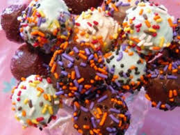 Nous te proposons une recette de pop cakes vite fait sans cuisson ! Recettes De Cake Pops Et Moules