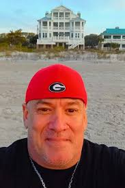 This small beach house🙄 (Sarcasm)