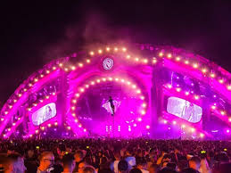 2019 marks the 3rd festival (3 total). Neversea 2019 A Adus Vibe Ul De Festival La Malul MÄƒrii