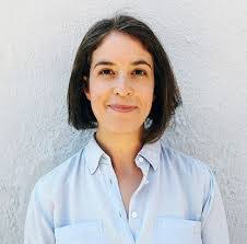 Leslie Leggett's Instagram, Twitter & Facebook