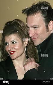 Nia vardalos and john corbett hi-res stock photography and images