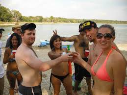 The group of eight singles meet the hostess at 8:00pm for introductions and we buy the first drink. Events And Adventures Dallas Singles Social Events