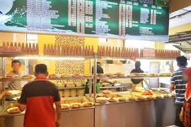 Restoran asam pedas selera kampung juga adalah salah satu kegemaran pelancong yang datang untuk mencari asam pedas melaka. Makanan Kuliner Khas Melaka Yang Harus Kamu Coba Masharist