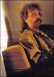 Vedle vstupu do síně slávy získala jeho kapela druhá tráva ocenění v kategorii folk za nahrávku díl první. Naucil Jsem Se Usmivat Idnes Cz