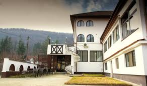 Pot sa achit contravaloare serviciilor de masa cu tichete de vacanta? Vila Sebastian Calimanesti Home Facebook