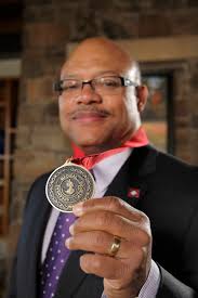 AMS Elects New Officers