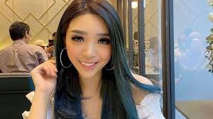 Dara Cantik Bandung Berusia 22 Tahun Ini Buktikan Mampu Kembangkan Usaha  Keluarga