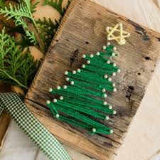 Diy Nagelbild Aus Holz Basteln Weihnachten Weihnachtszeit Basteln Weihnachten Christbaumschmuck