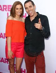 Sean's existence was revealed on 9 december 2005 when his sister stacey slater (lacey turner) returns to walford after their mother, jean (gillian wright), attempts suicide. The People S Brangelina Stacey Solomon And Steve O Take Romance Stateside Daily Star